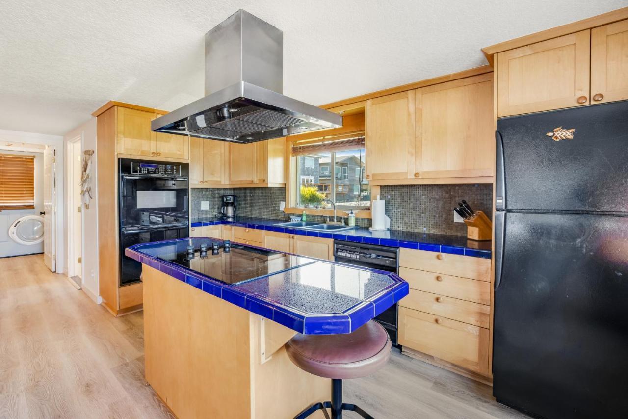 Cape Meares Beach Getaway Exterior photo